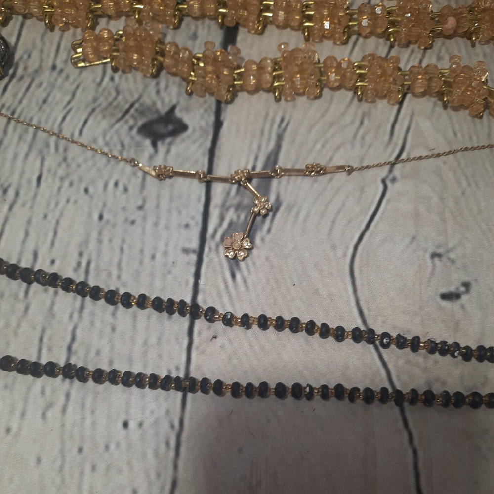 Jewelry Mixed Lot 6oz Necklaces Earrings Rings Brooches Pins Craft AS-IS - Picture 4 of 5